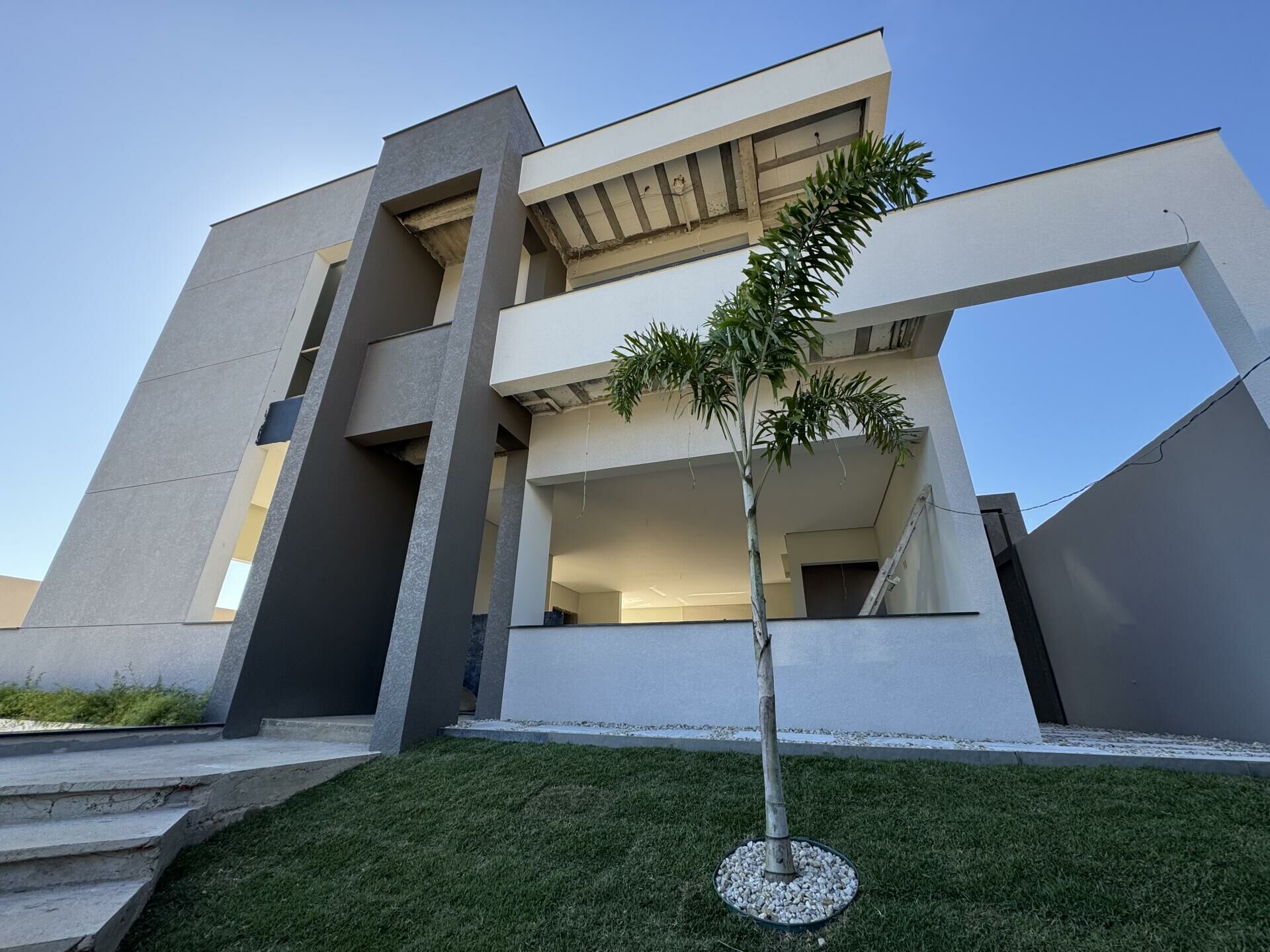 Imagem do Casa com elevador e 04 dormitórios além de piscina e vista linda da cidade